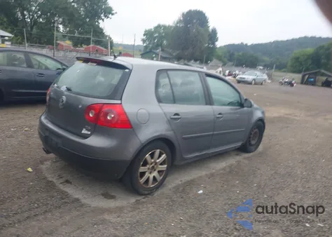 2009 Volkswagen Rabbit S из США, поврежденный, VIN WVWDB71K79W071825